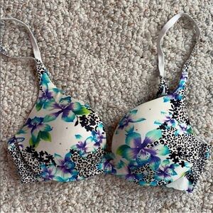RARE! VS Push Up Bra with Jewels